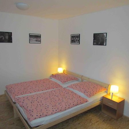 Aparthotel Dopravna Alzbetin à Železná Ruda Extérieur photo